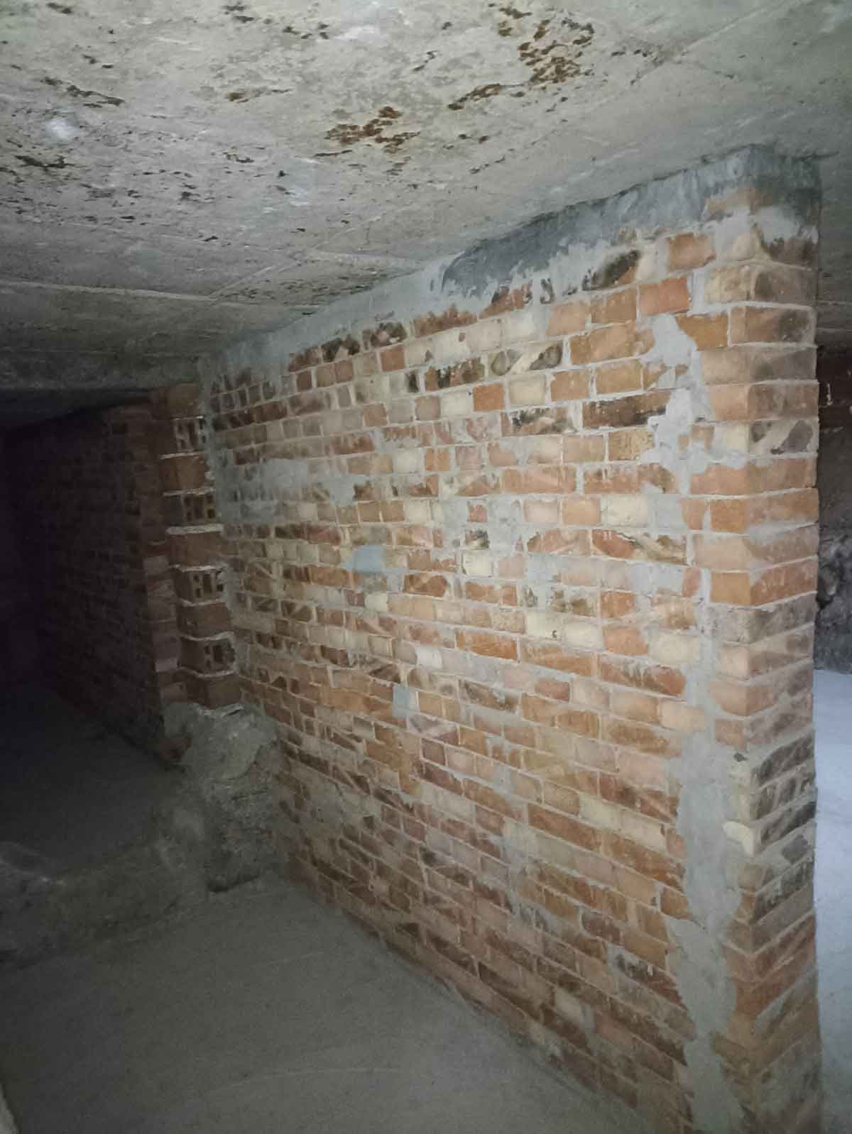 укрепващ_допълнителен_зид_къща